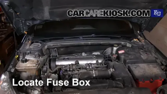 2005 Peugeot 407 SW 2.0L 4 Cyl. Fuse (Engine) Check